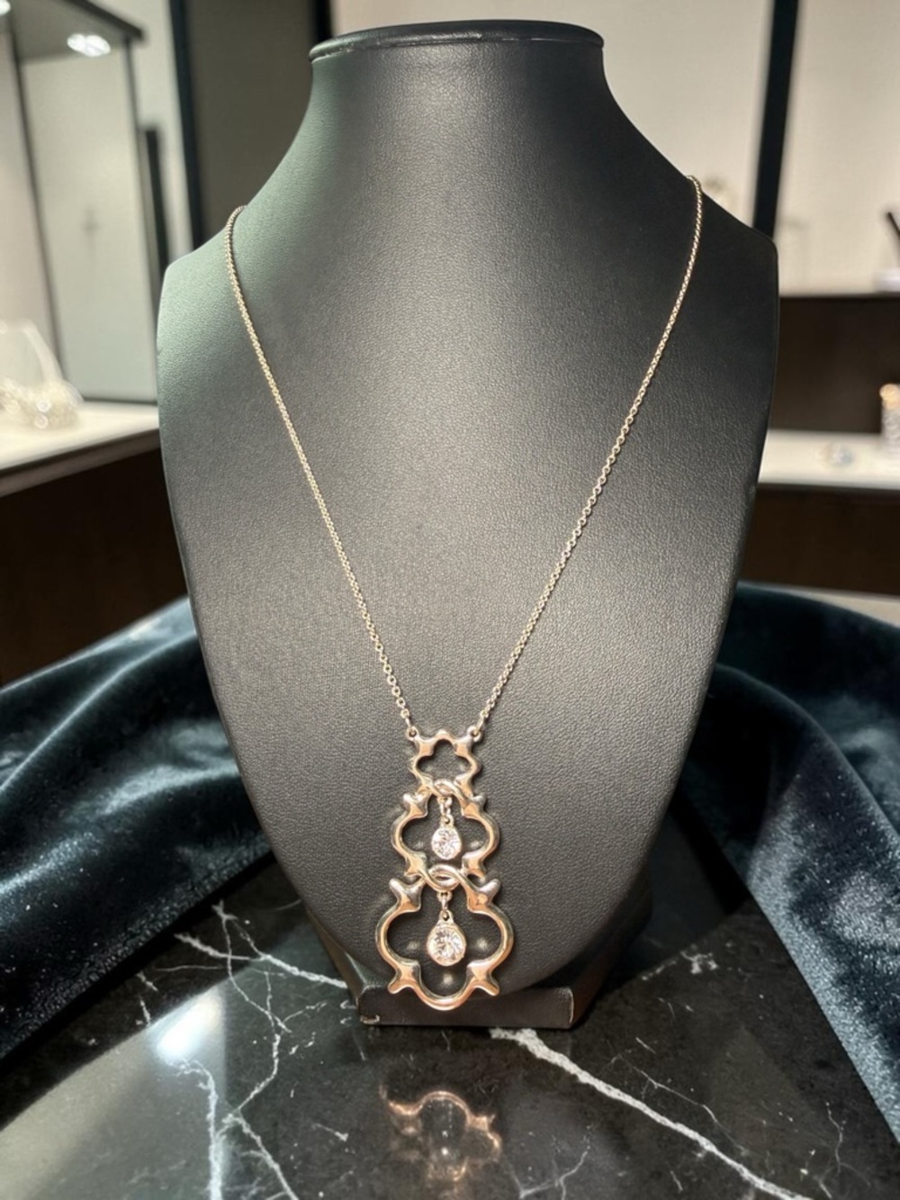 Silver Quatrefoil Drop Pendant Necklace Adjustable Chain Sparkly‎ CZ Statement